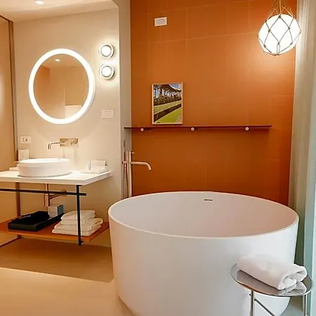 ホテル Laguna Faro - Adults Only 4*